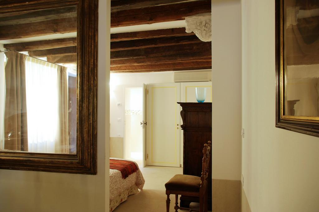 Appartamento Corte Bragadin Venetië Kamer foto